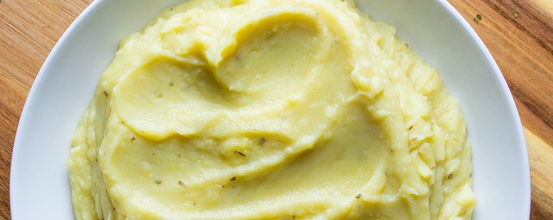 aiprecipecollection.com / AIP Recipes Instant Pot Mashed Potatoes