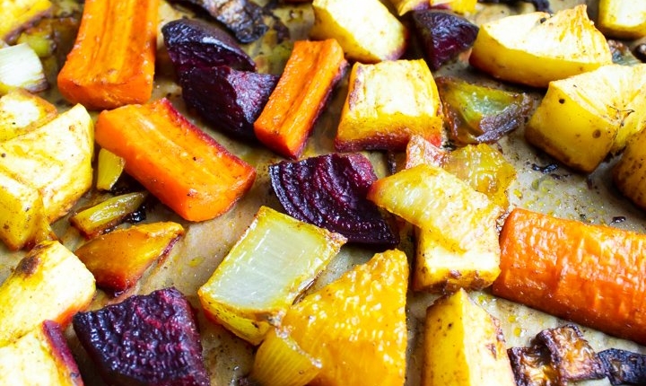 aiprecipecollection.com / AIP Recipes Roasted Root Vegetables with Warming Spices